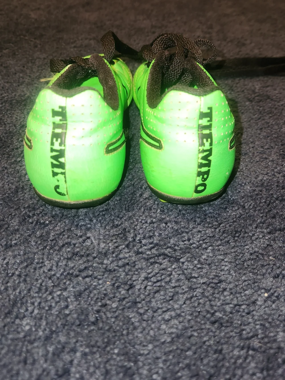 Nike Kids' Green Tiempo Soccer Cleats